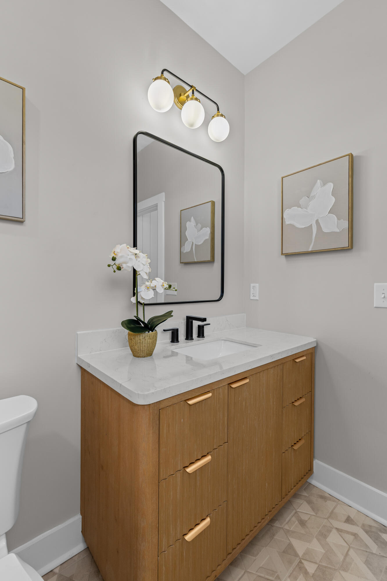 309 Magnolia Road Charleston, SC 29407 - Photo 27 of 46 Bathroom 2
