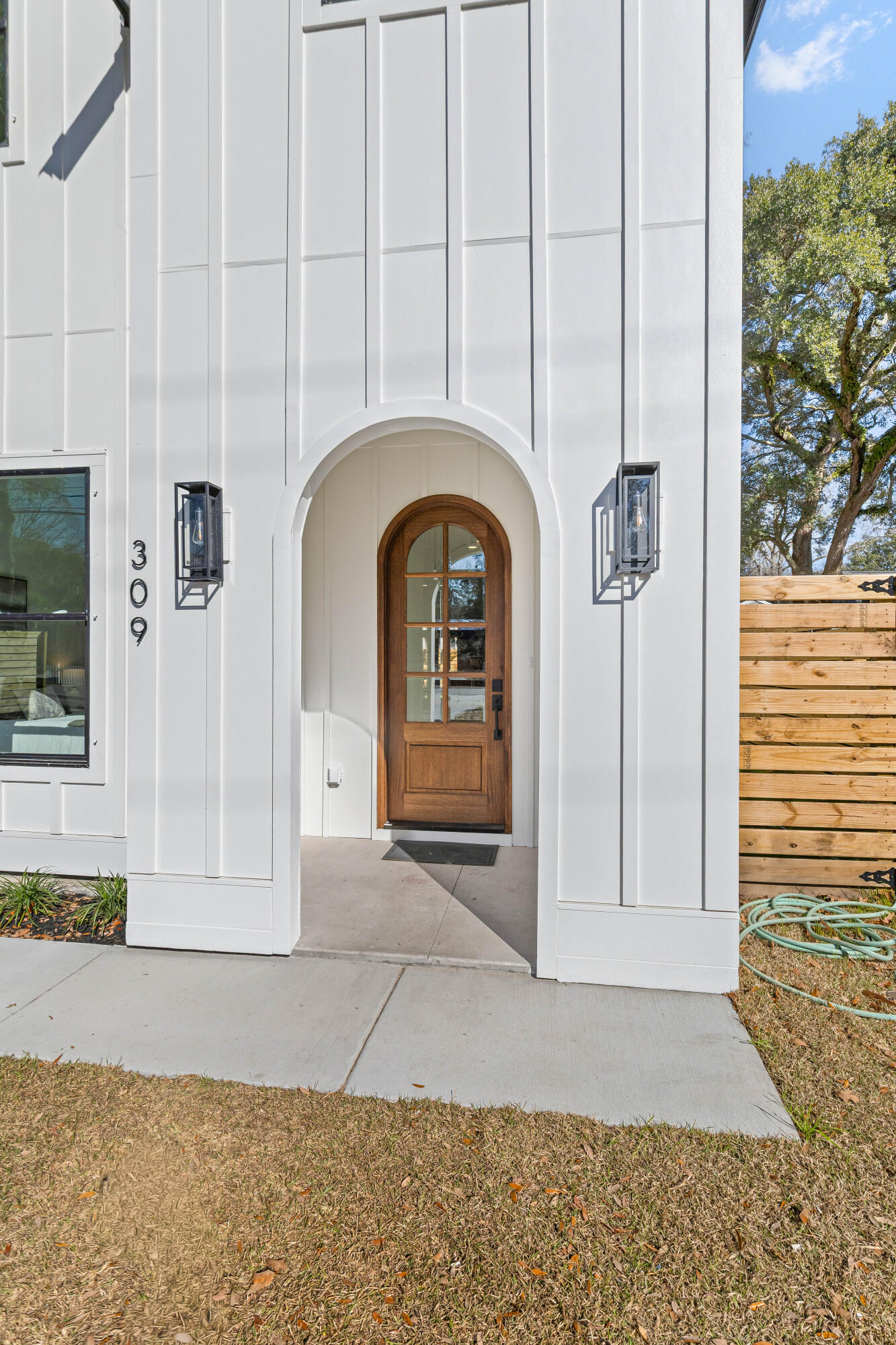 309 Magnolia Road Charleston, SC 29407 - Photo 3 of 46 Front Porch