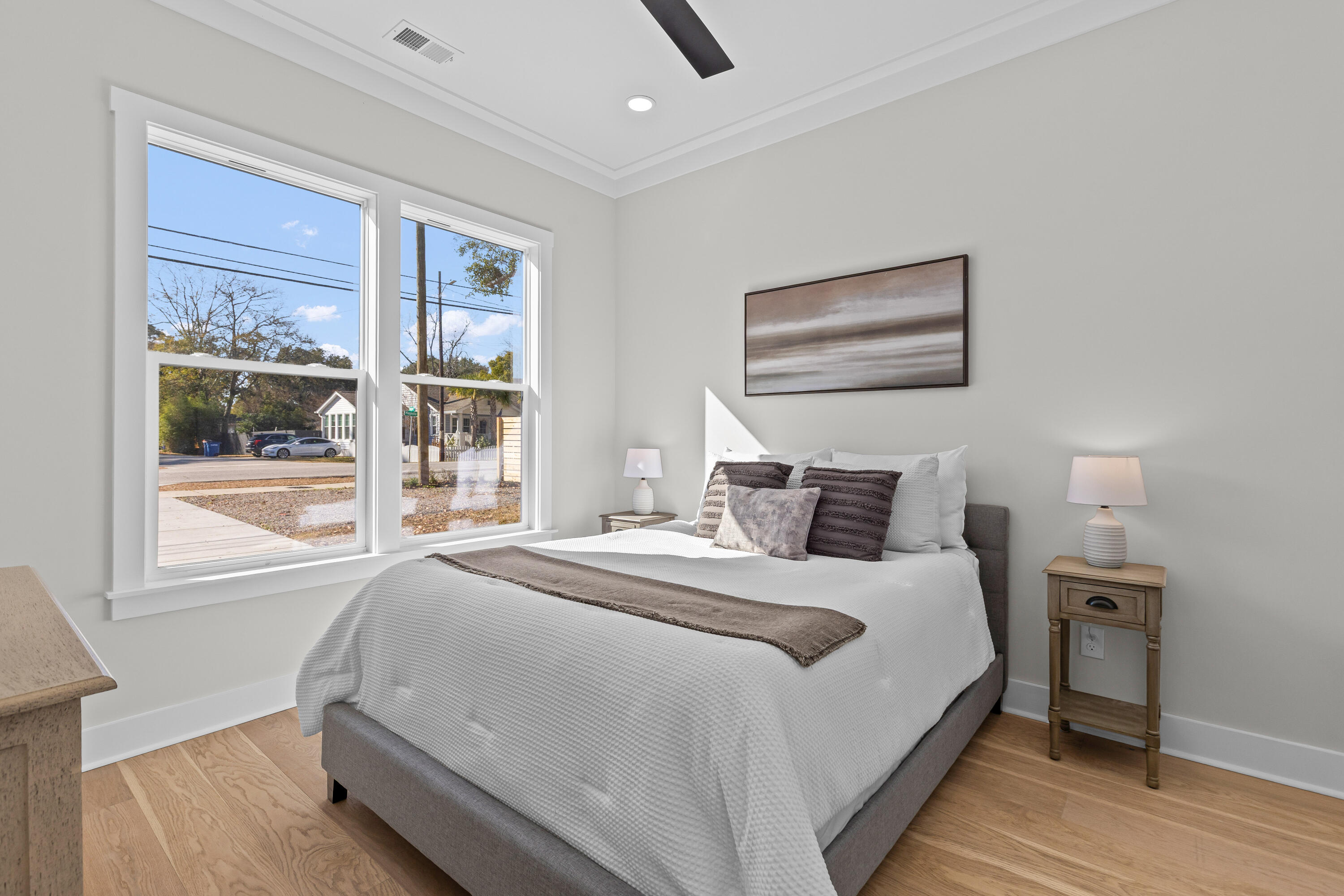 309 Magnolia Road Charleston, SC 29407 - Photo 6 of 46 Front bedroom