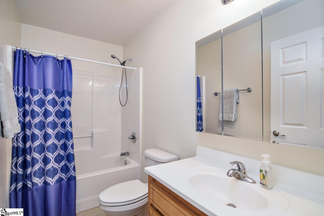 632 Ruddy Creek Circle Greer, SC 29651 - Photo 13 of 19 Gallery Image 13