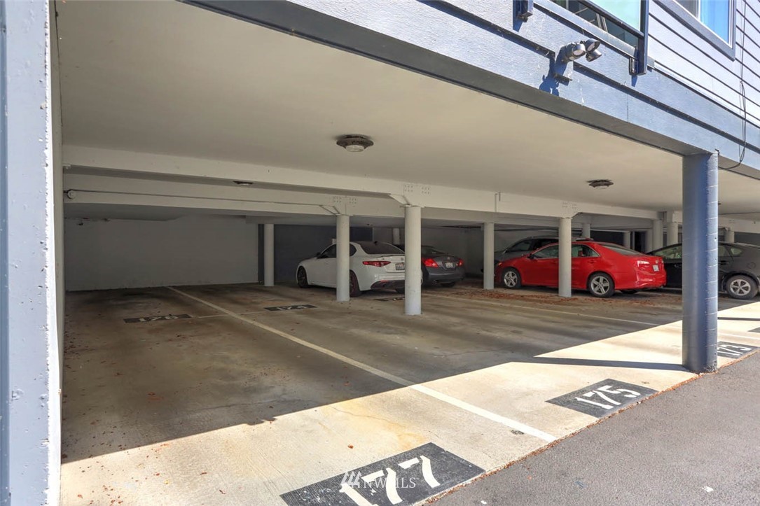 2515 Northeast 4th Street, Unit 531 Renton, WA 98056 - Photo 27 of 28 a view of a outdoor space