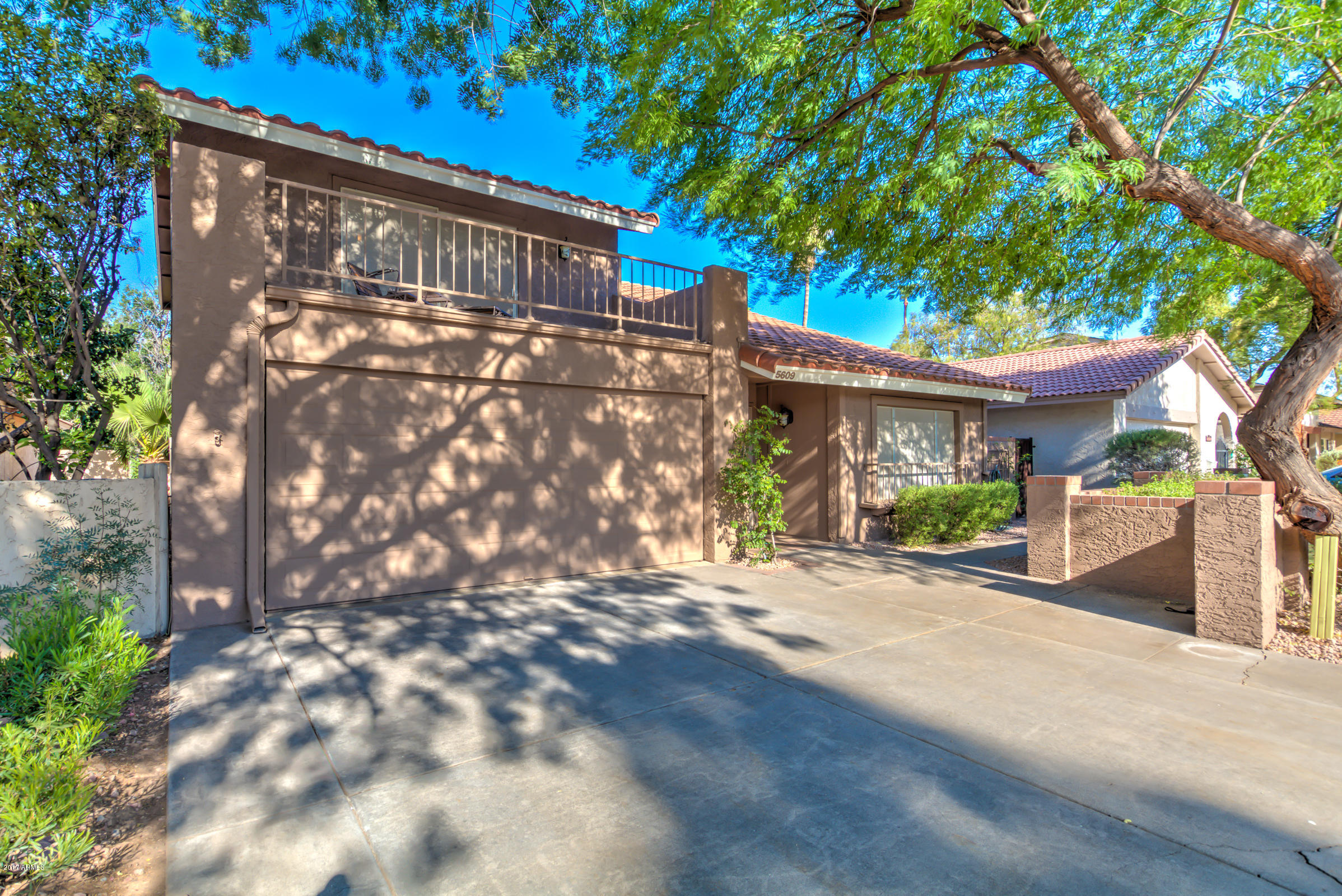 5609 South Spinnaker Road Tempe, AZ 85283 - Photo 4 of 44 5609 S Spinnaker Rd-2