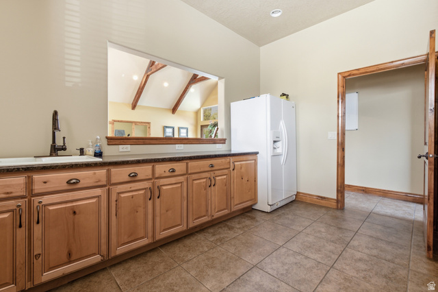 4444 South Cross Creek Road, Unit 19A Ogden, UT 84401 - Photo 27 of 27 Club House Kitchen