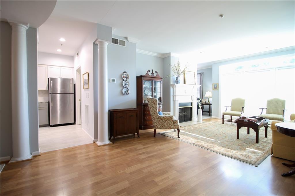 225 East Ponce De Leon Avenue, Unit 414 Decatur, GA 30030 - Photo 3 of 32