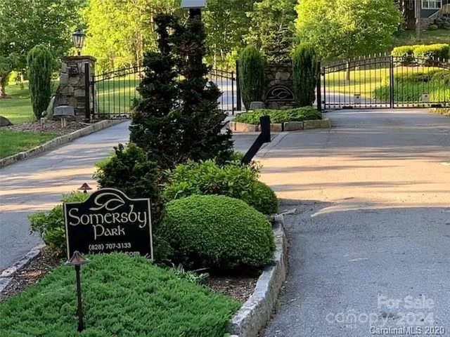 $80,000 | 185 Crossvine Trail, Hendersonville, NC 28739