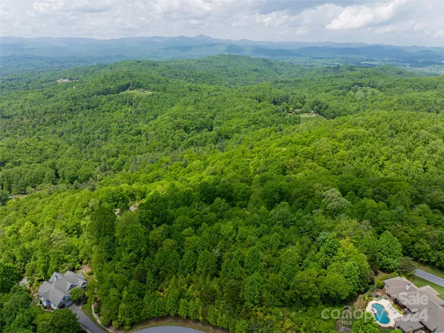 $80,000 | 185 Crossvine Trail, Hendersonville, NC 28739