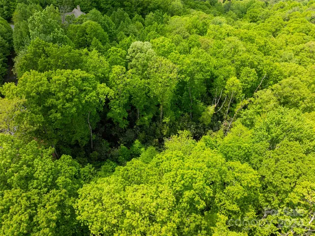 $80,000 | 185 Crossvine Trail, Hendersonville, NC 28739