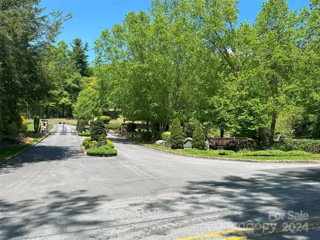 $80,000 | 185 Crossvine Trail, Hendersonville, NC 28739