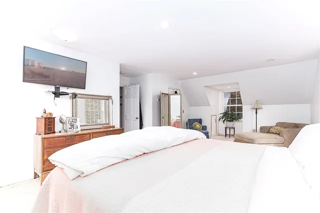 $1,100,000 | 197 Old Coach Road, Charlestown, RI 02813