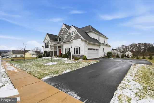 $925,000 | 109 East Valley Road, Denver, PA 17517