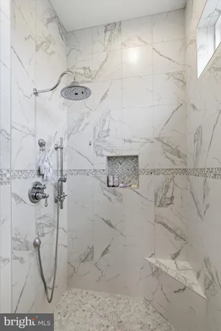 $925,000 | 109 East Valley Road, Denver, PA 17517