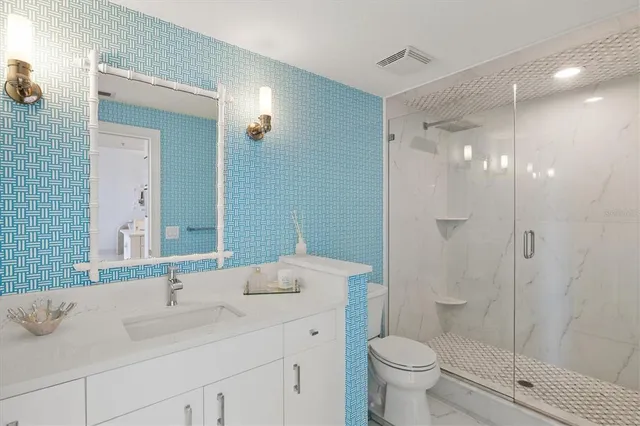 $1,175,000 | 800 North Tamiami Trail, Unit 1111, Sarasota, FL 34236