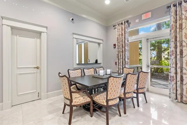 $1,175,000 | 800 North Tamiami Trail, Unit 1111, Sarasota, FL 34236