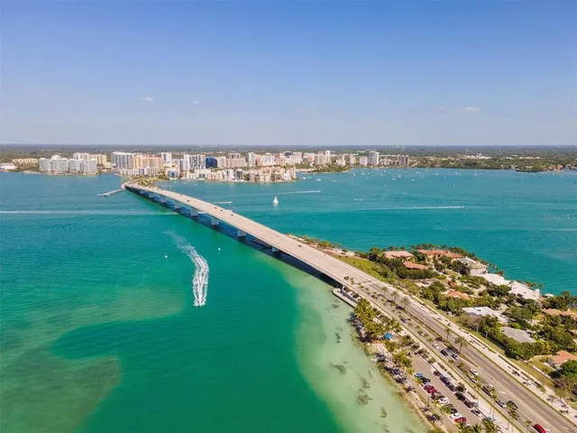 $1,175,000 | 800 North Tamiami Trail, Unit 1111, Sarasota, FL 34236