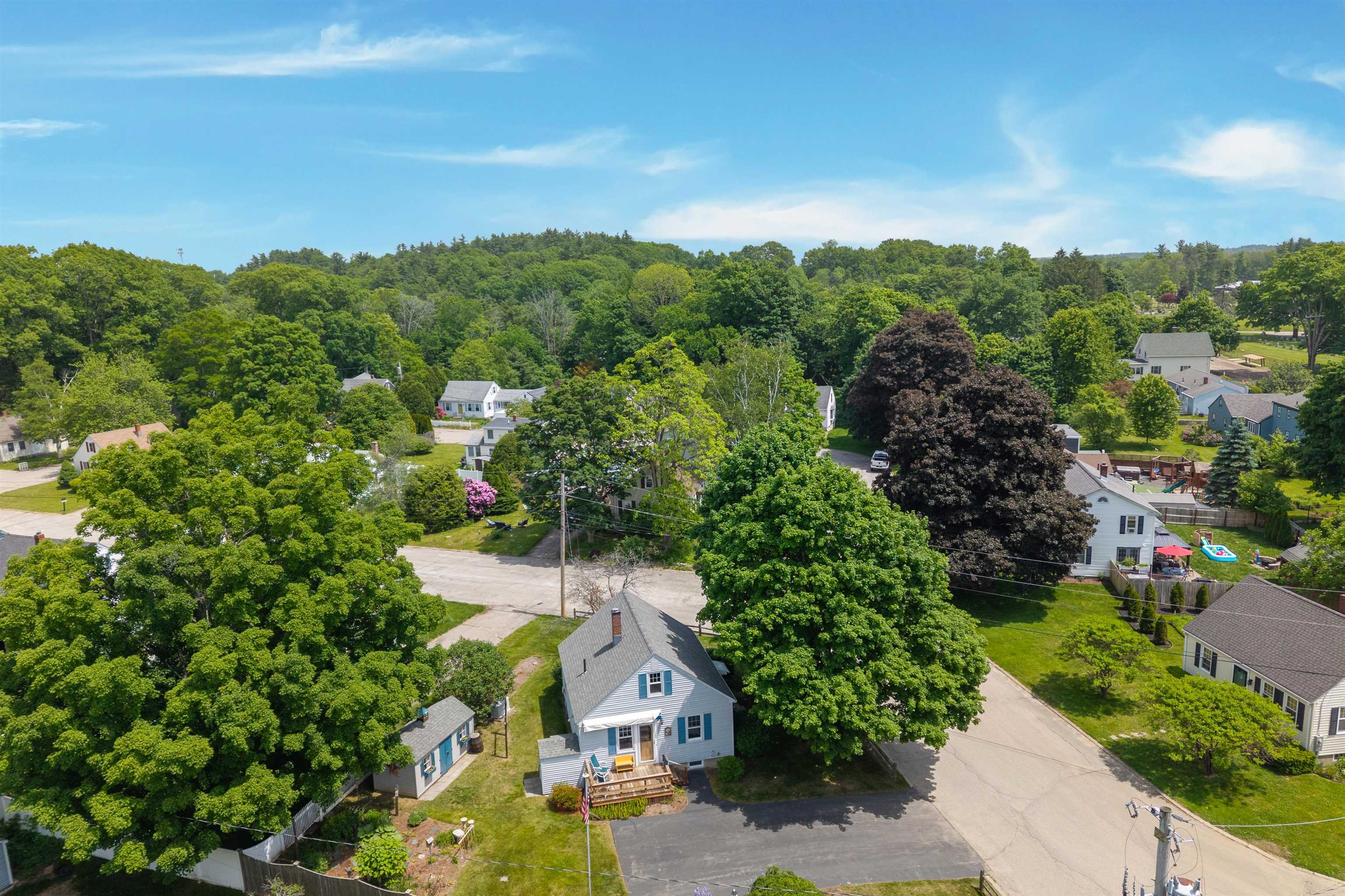 2 Elmview Circle Dover, NH 03820 - Photo 4 of 27