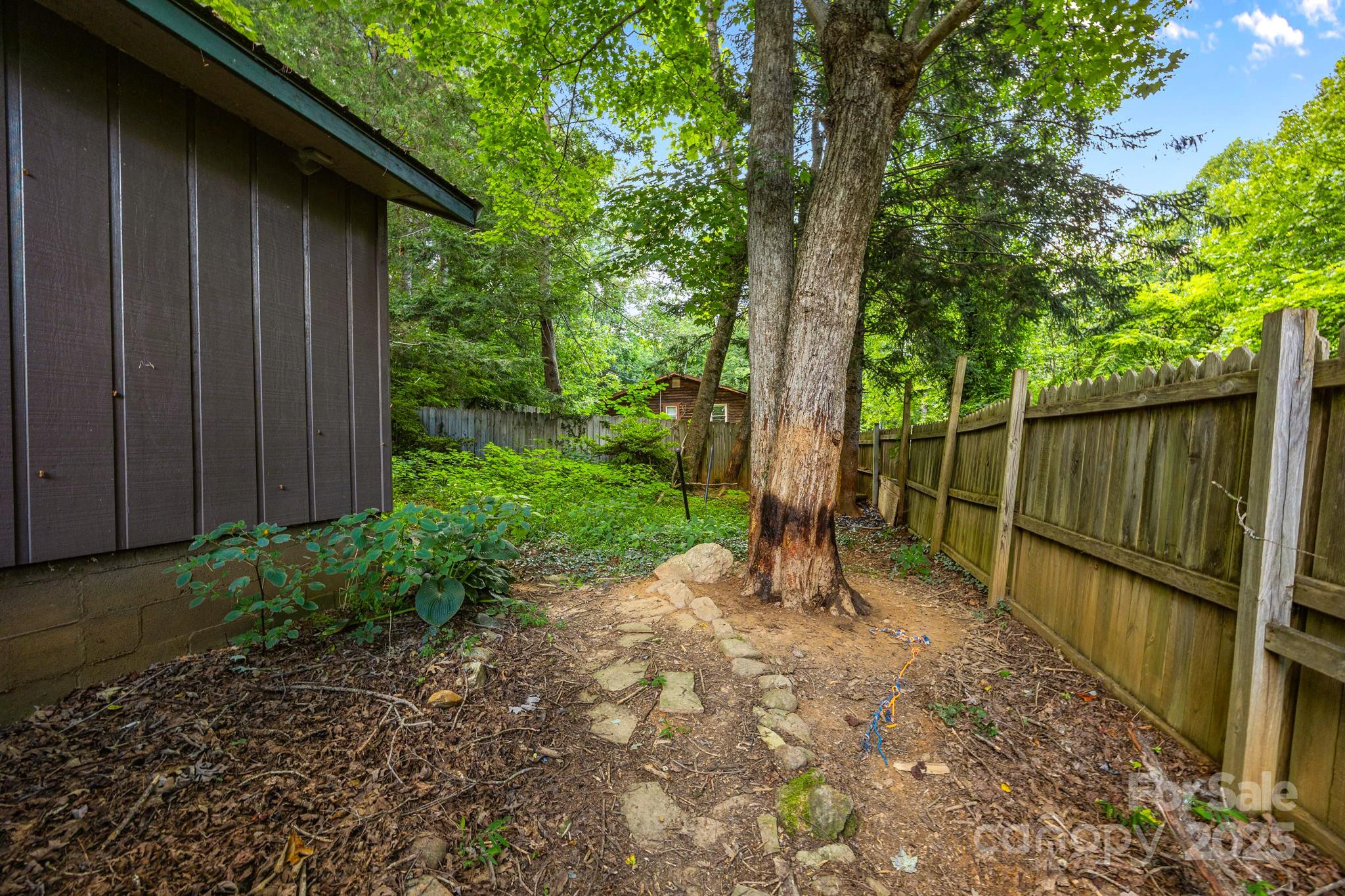 17 McGee Hl Road Fairview, NC 28730 - Photo 6 of 29