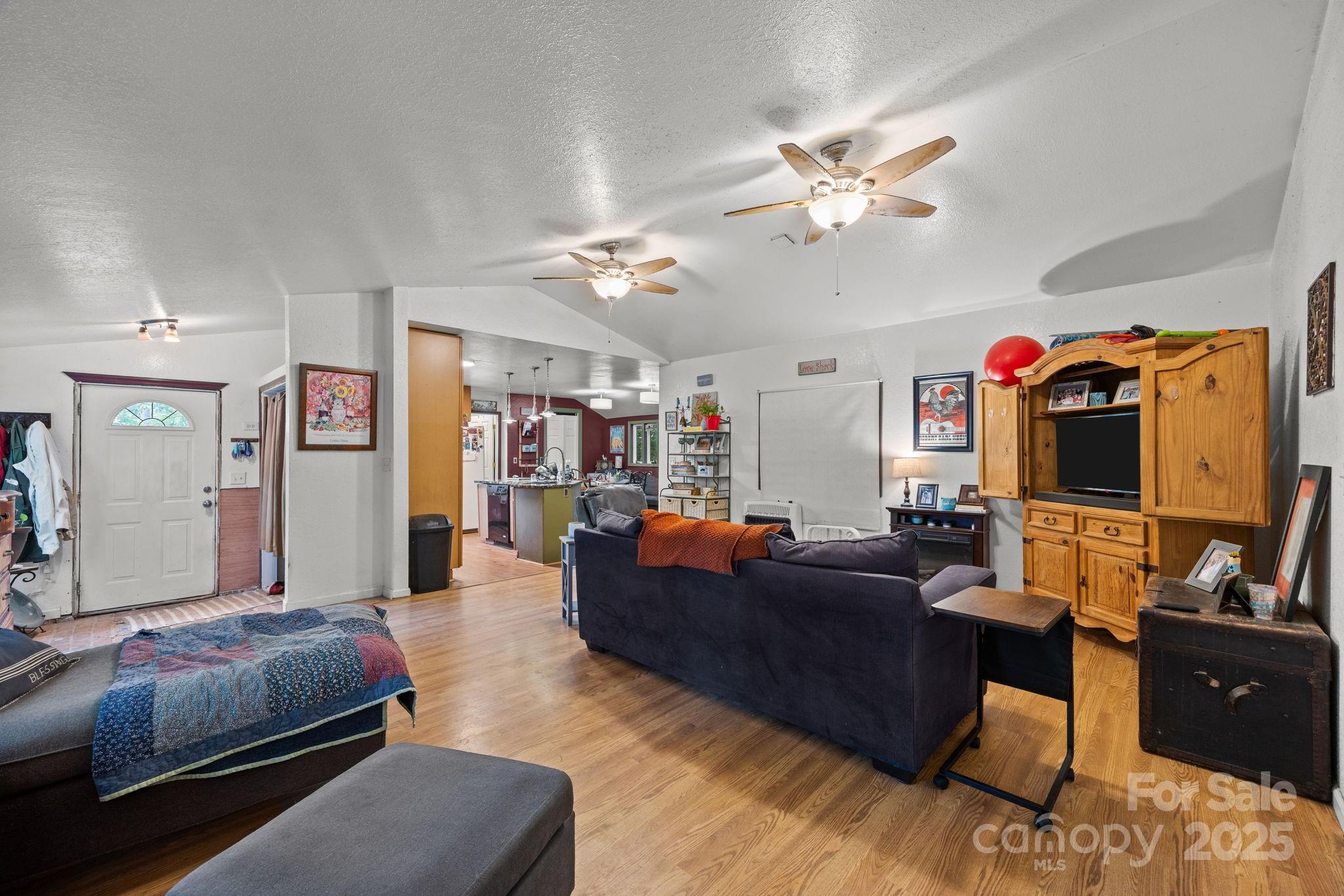17 McGee Hl Road Fairview, NC 28730 - Photo 8 of 29