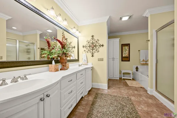 $585,000 | 6191 Breeze Point Drive, Gonzales, LA 70737