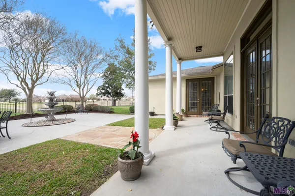 $585,000 | 6191 Breeze Point Drive, Gonzales, LA 70737