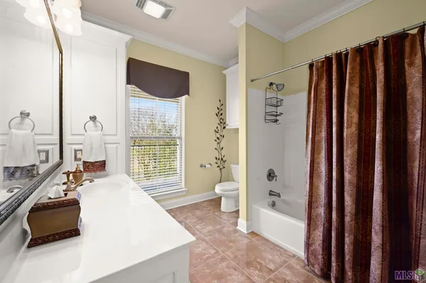 $585,000 | 6191 Breeze Point Drive, Gonzales, LA 70737