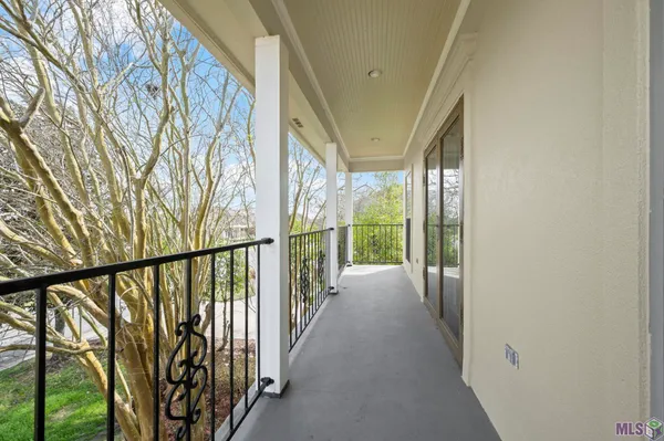 $585,000 | 6191 Breeze Point Drive, Gonzales, LA 70737