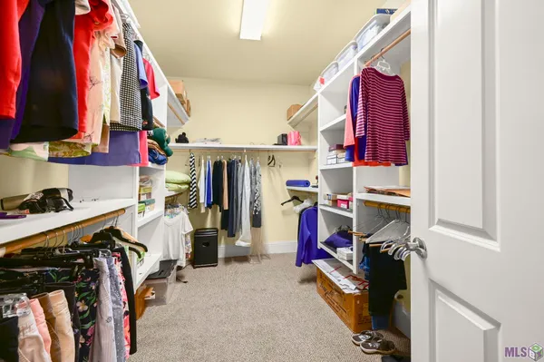 $585,000 | 6191 Breeze Point Drive, Gonzales, LA 70737