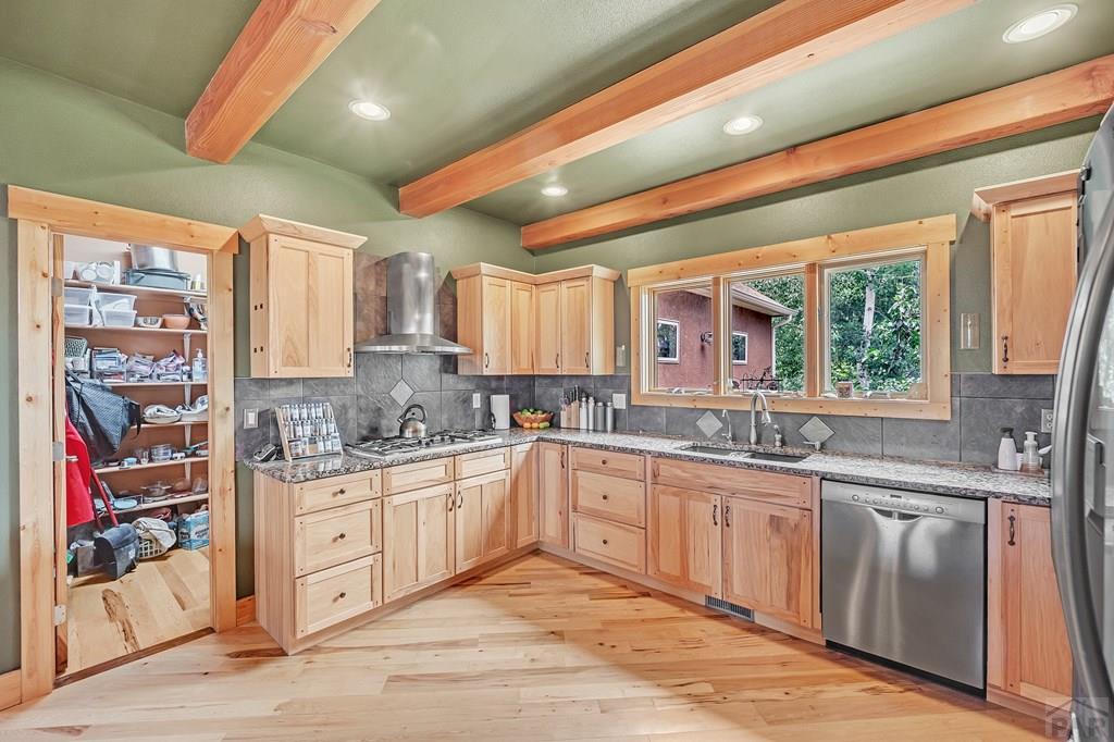 8564 Ridge Road Beulah, CO 81023 - Photo 18 of 71
