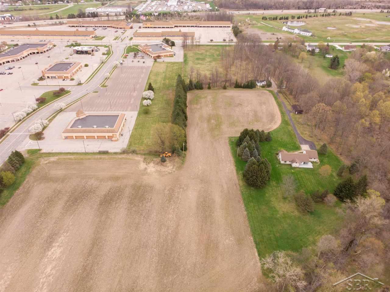 12480 South Beyer Road Birch Run, MI 48415 - Photo 4 of 48 50060879-3.JPG