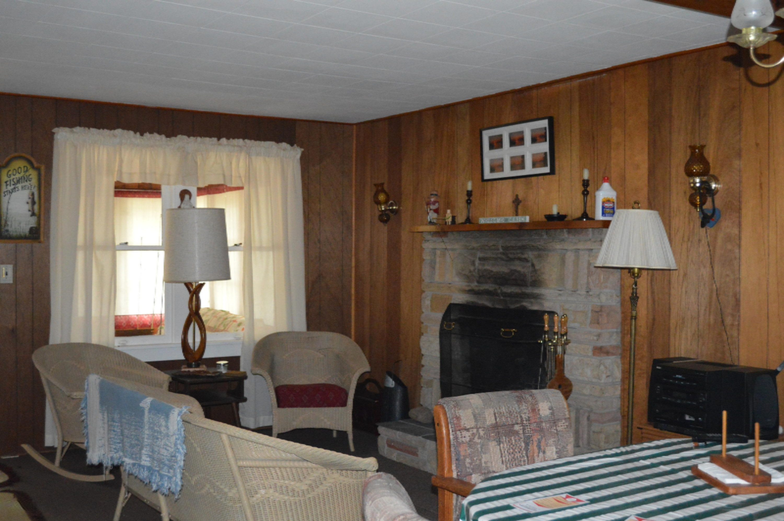 826 Emmons Road Wellston, MI 49689 - Photo 4 of 13 DSC_0175