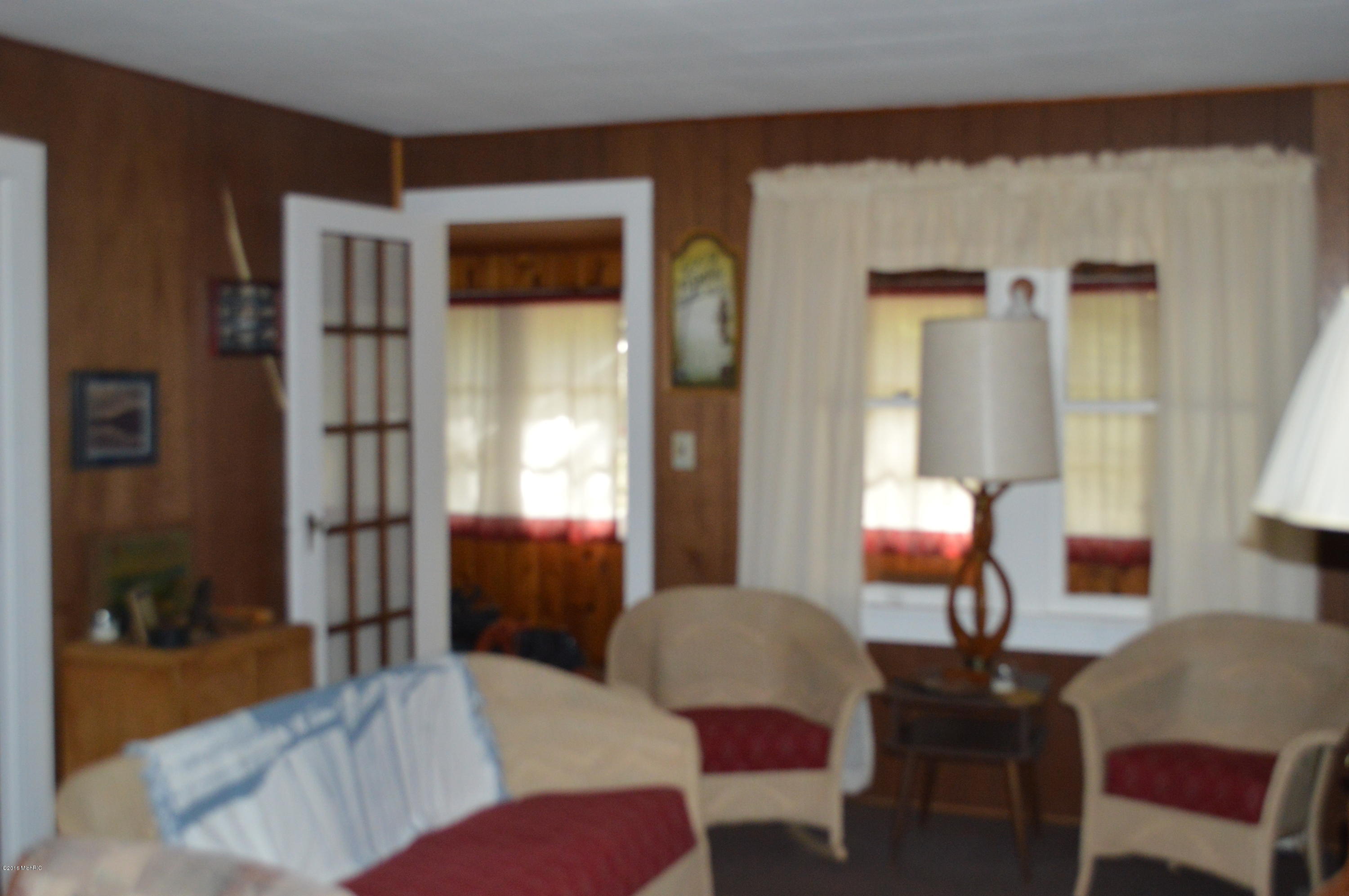 826 Emmons Road Wellston, MI 49689 - Photo 5 of 13 DSC_0199