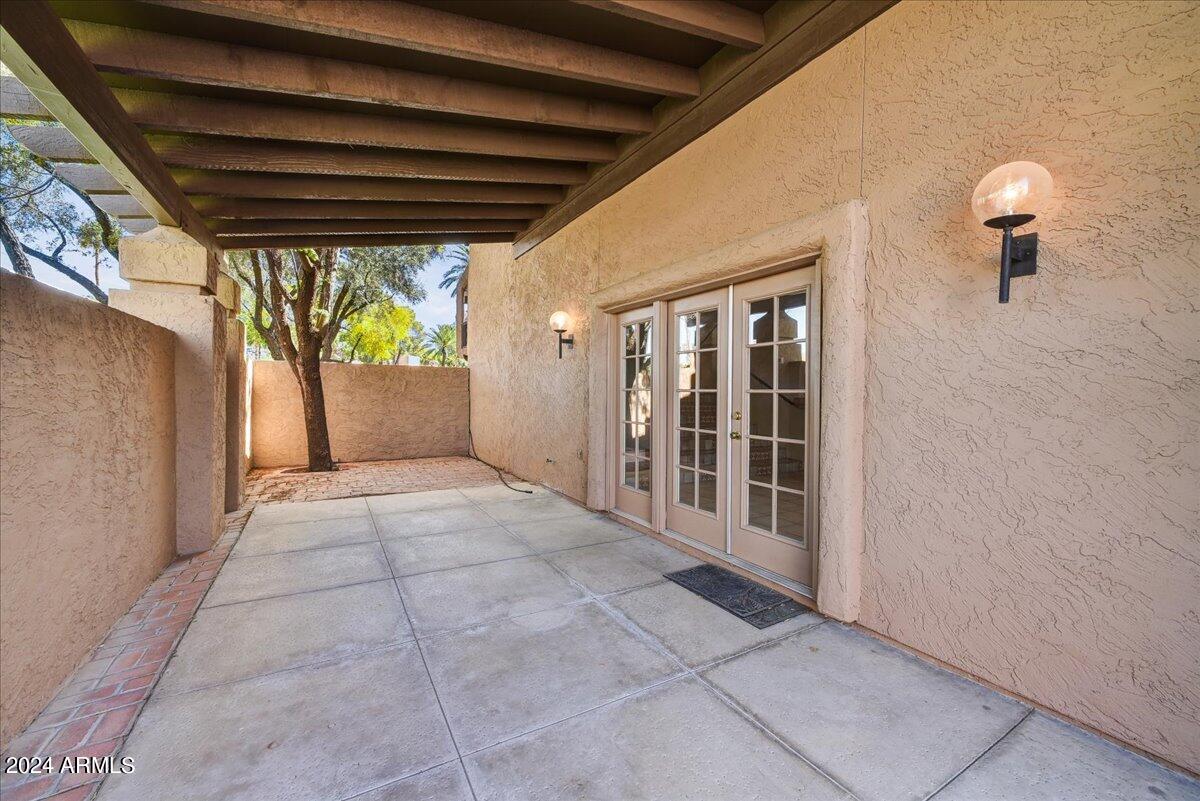 4438 East Camelback Road, Unit 154 Phoenix, AZ 85018 - Photo 16 of 22 Side Patio