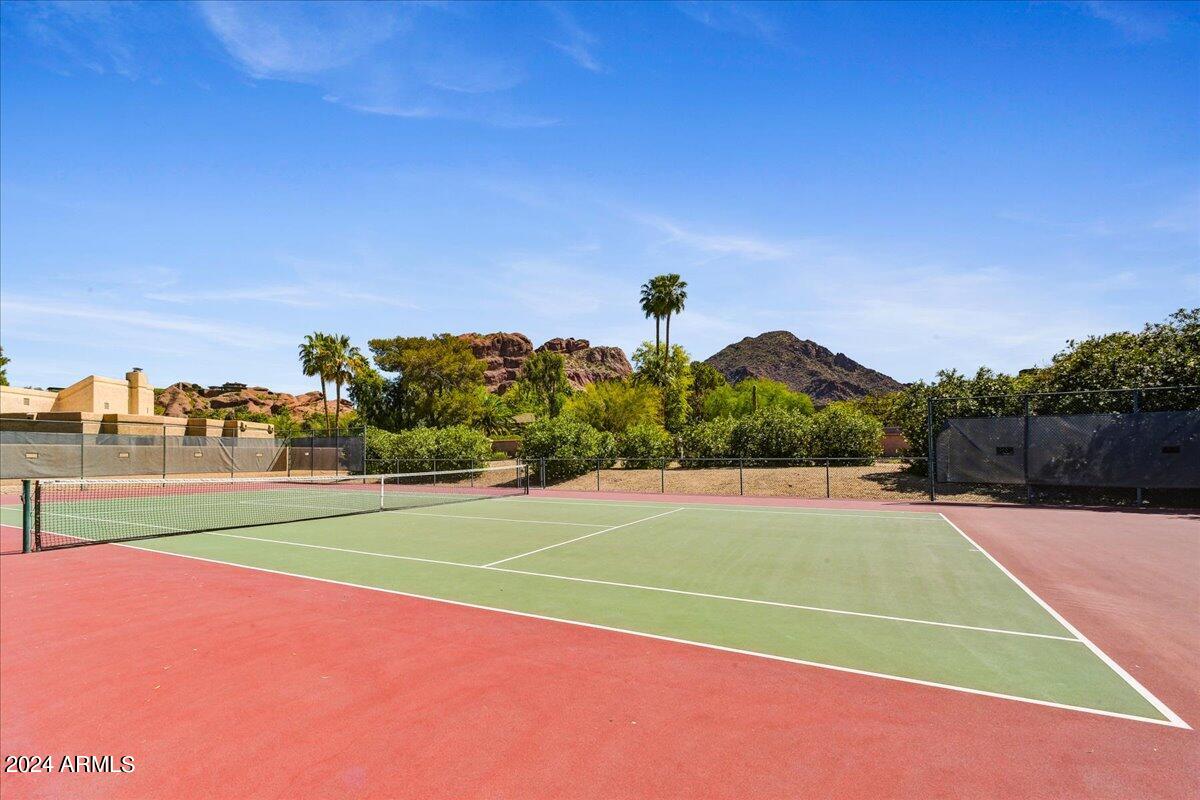 4438 East Camelback Road, Unit 154 Phoenix, AZ 85018 - Photo 21 of 22 Comm Tennis Count