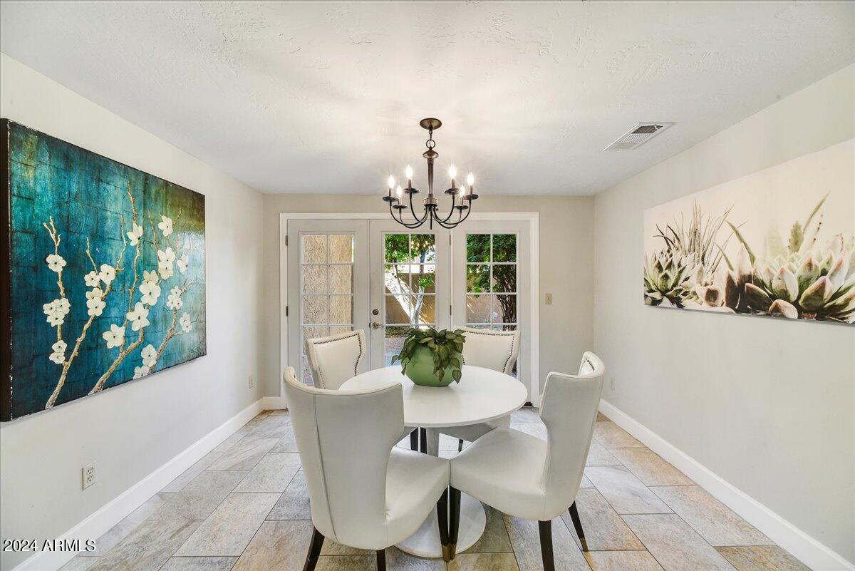 4438 East Camelback Road, Unit 154 Phoenix, AZ 85018 - Photo 7 of 22 Dining Room