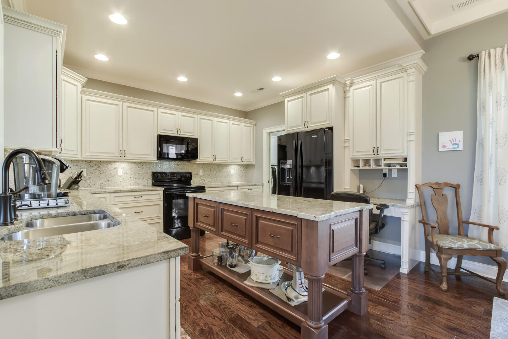103 Inata Circle Loudon, TN 37774 - Photo 11 of 40 12_InataCircle_103_Kitchen02