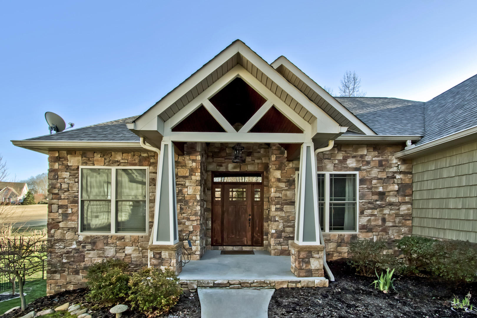 103 Inata Circle Loudon, TN 37774 - Photo 3 of 40 02_InataCircle_103_FrontPorch