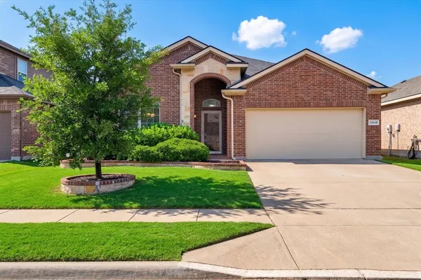 $2,450 | 13048 Palancar Drive, Fort Worth, TX 76244