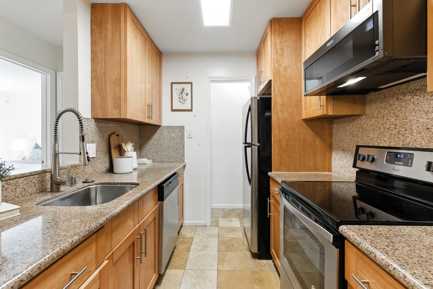 103 Piccadilly Place, Unit A San Bruno, CA 94066 - Photo 9 of 24