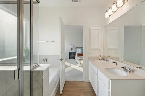 $375,900 | 1926 Dragonfly Loop, Bastrop, TX 78602