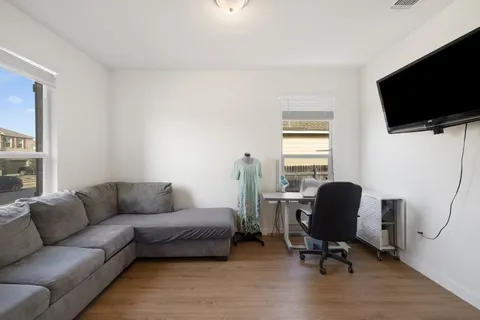 $375,900 | 1926 Dragonfly Loop, Bastrop, TX 78602