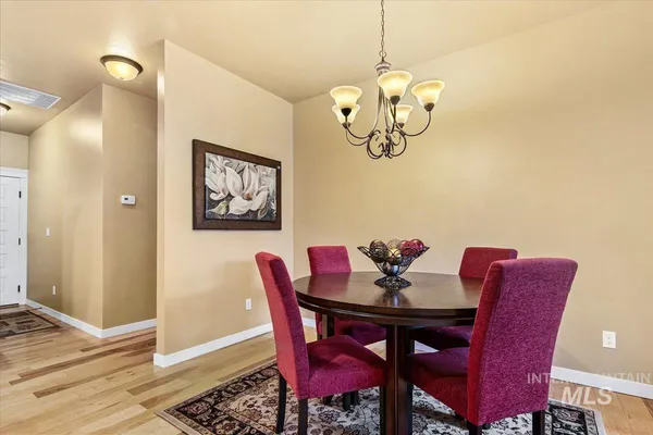 $445,000 | 2986 North Cloverdale Road, Boise, ID 83713