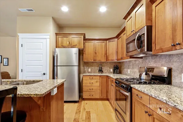 $445,000 | 2986 North Cloverdale Road, Boise, ID 83713