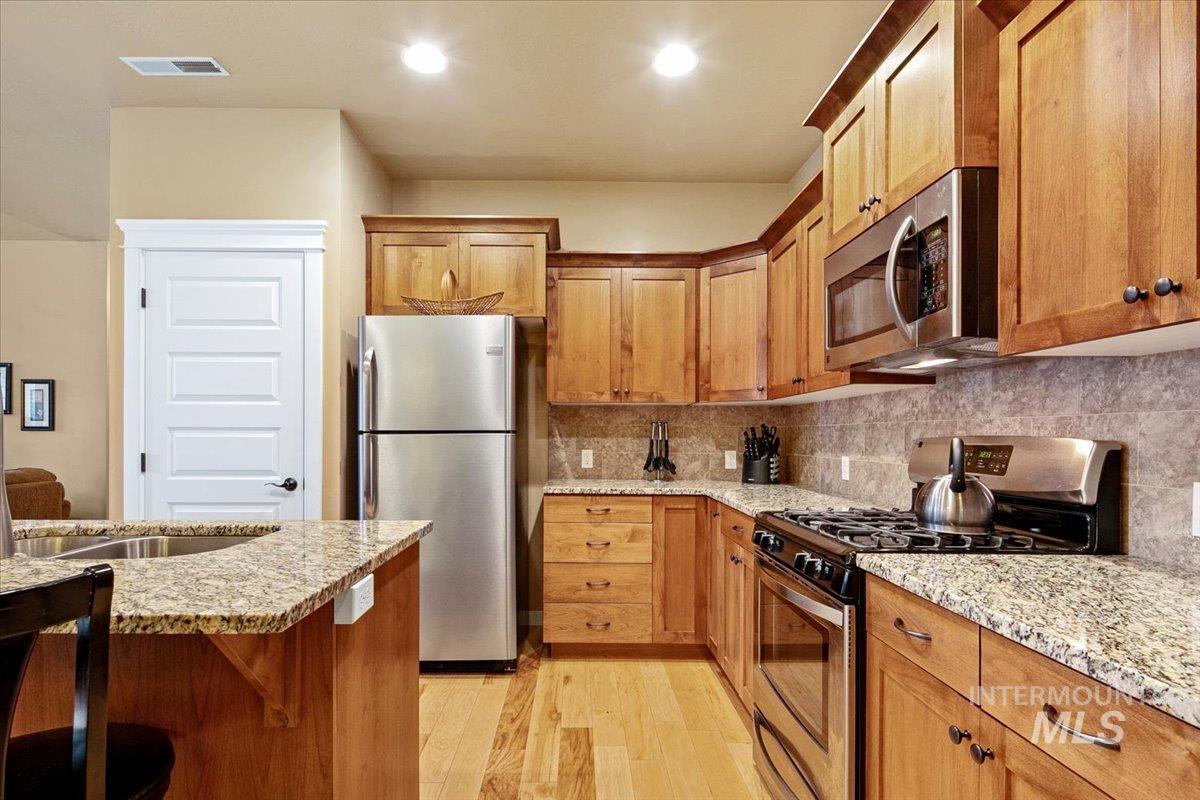 2986 North Cloverdale Road Boise, ID 83713 - Photo 15 of 37