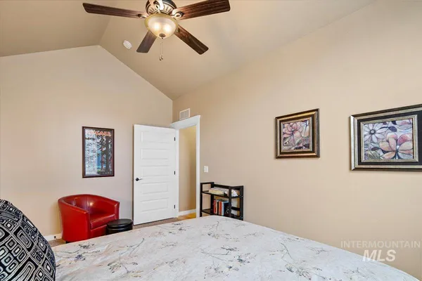 $445,000 | 2986 North Cloverdale Road, Boise, ID 83713