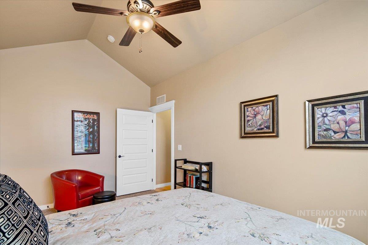 2986 North Cloverdale Road Boise, ID 83713 - Photo 25 of 37