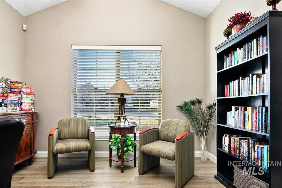 2986 North Cloverdale Road Boise, ID 83713 - Photo 36 of 37