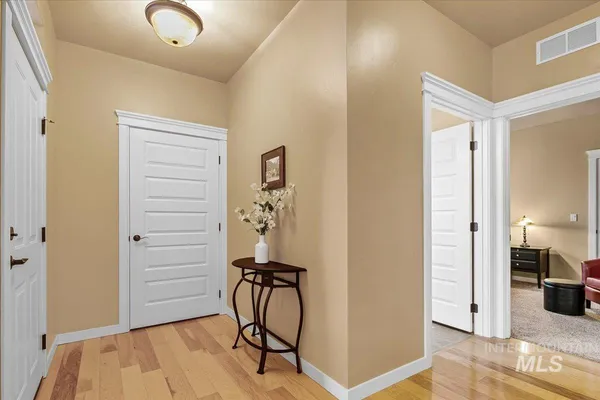 $445,000 | 2986 North Cloverdale Road, Boise, ID 83713