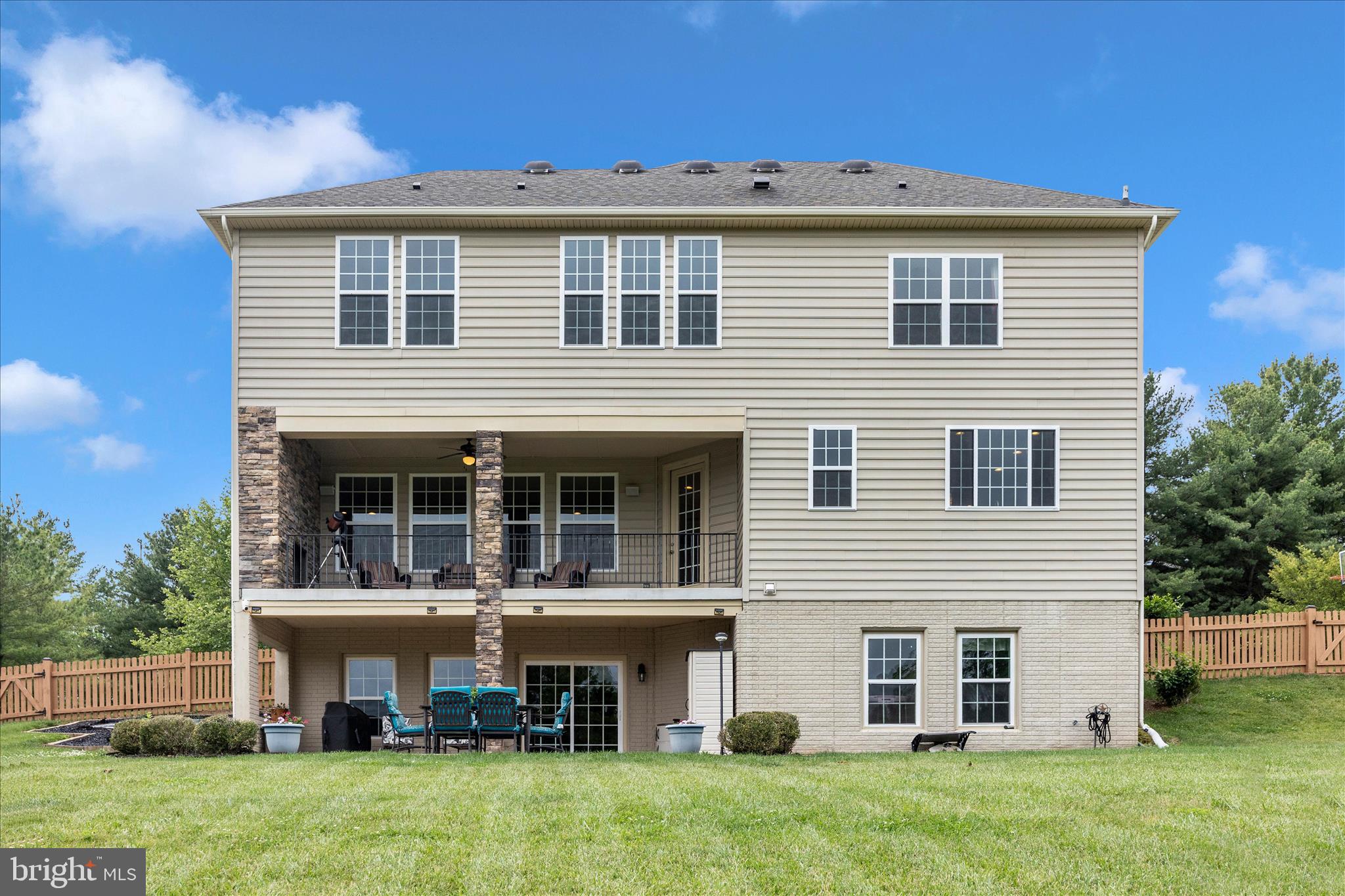 10409 Easterday Road Myersville, MD 21773 - Photo 46 of 57 Exterior Back