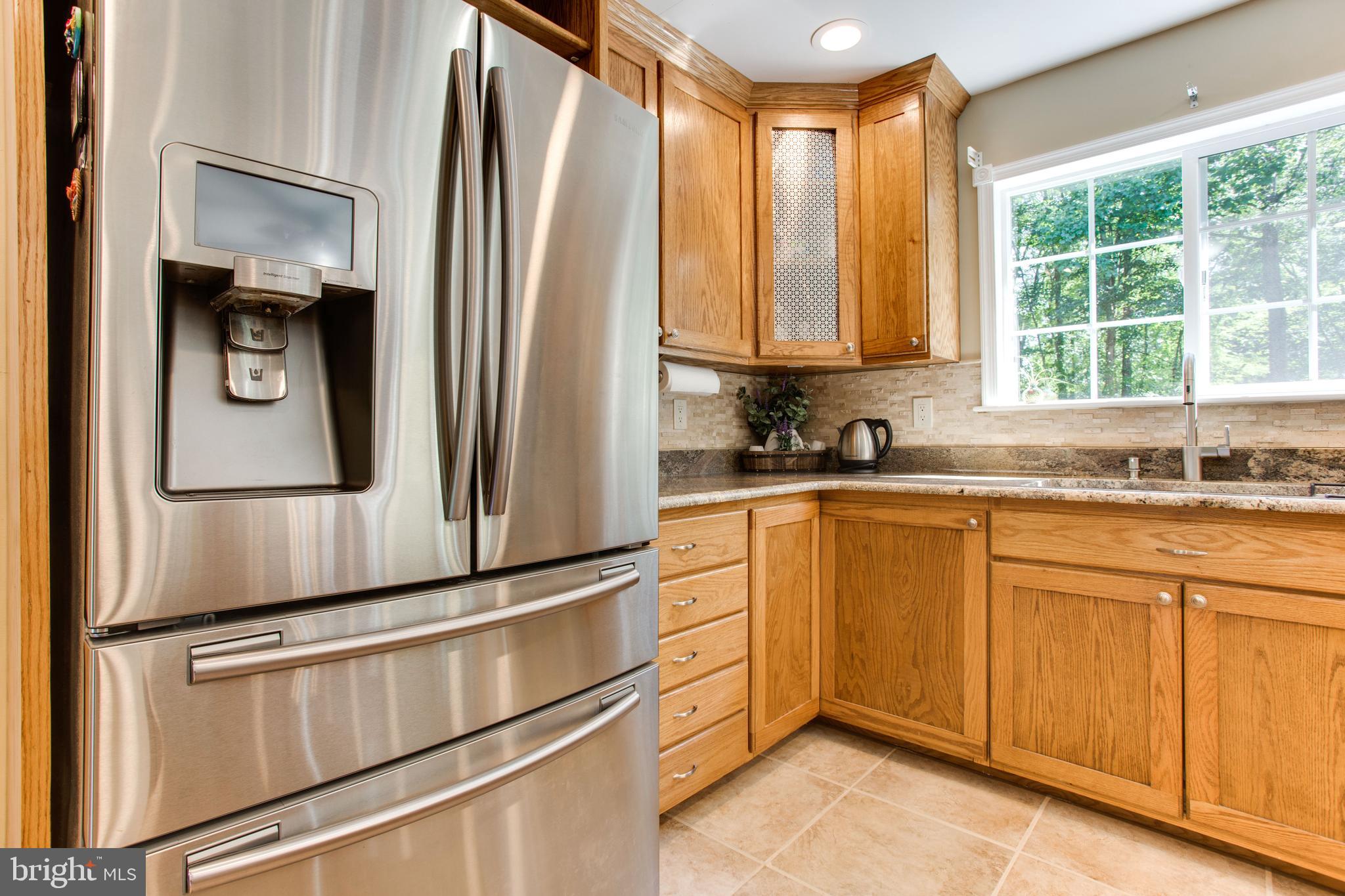 12327 Coleraine Court Reston, VA 20191 - Photo 20 of 57