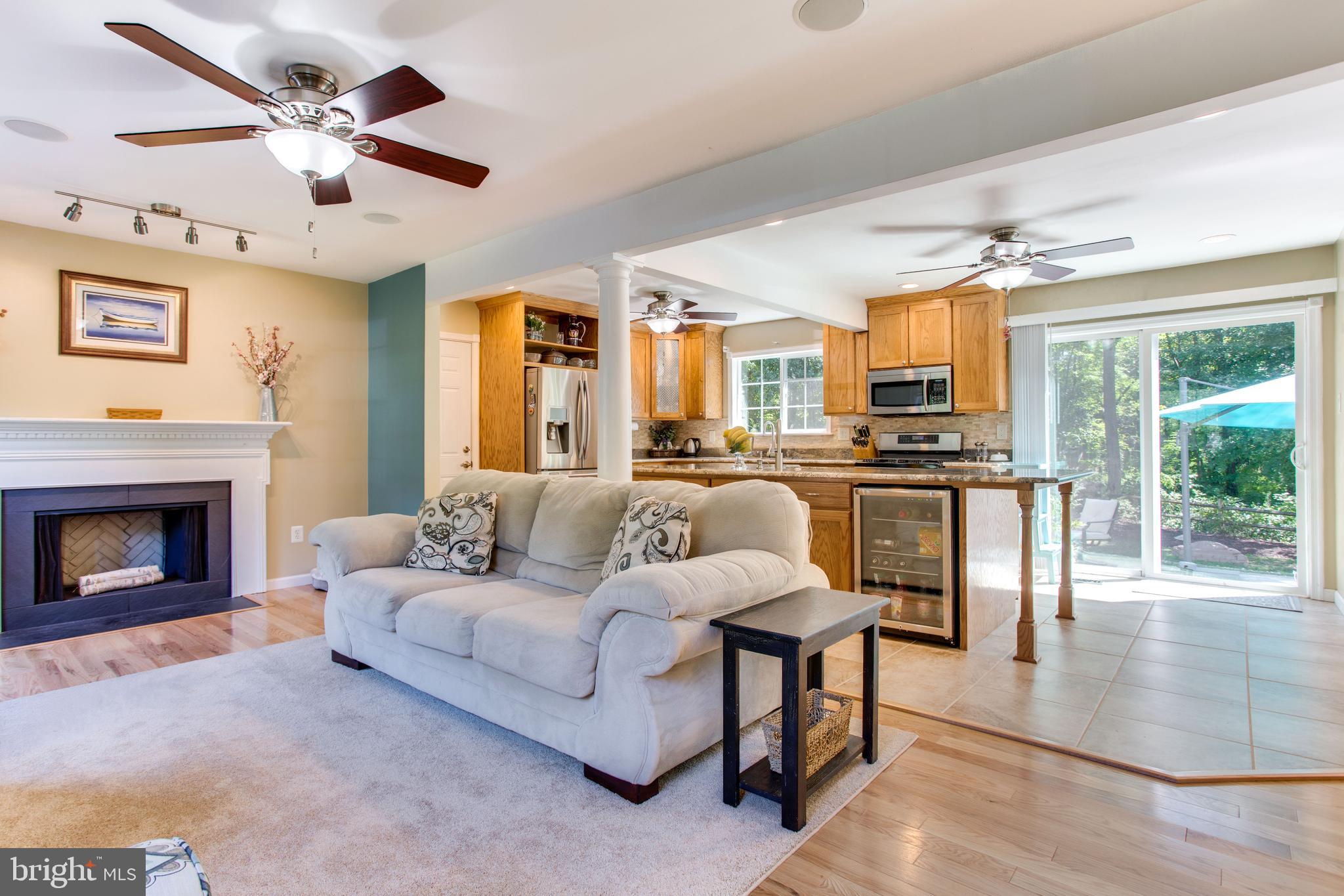 12327 Coleraine Court Reston, VA 20191 - Photo 9 of 57