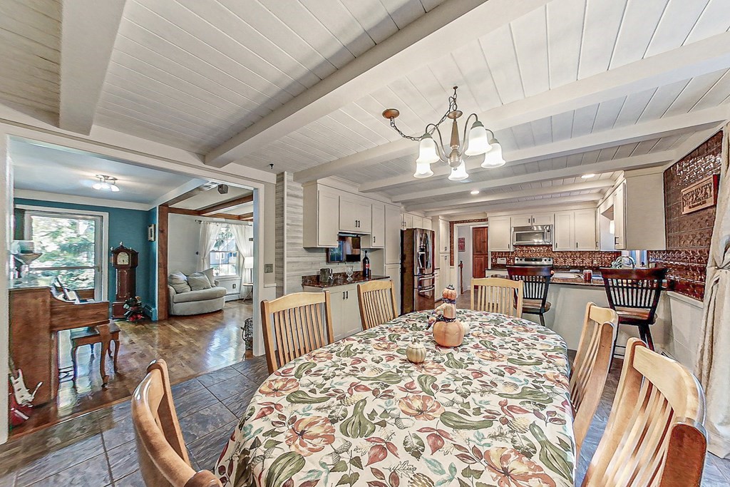 4 Rhodes Avenue Sharon, MA 02067 - Photo 16 of 42 Gallery Image 16